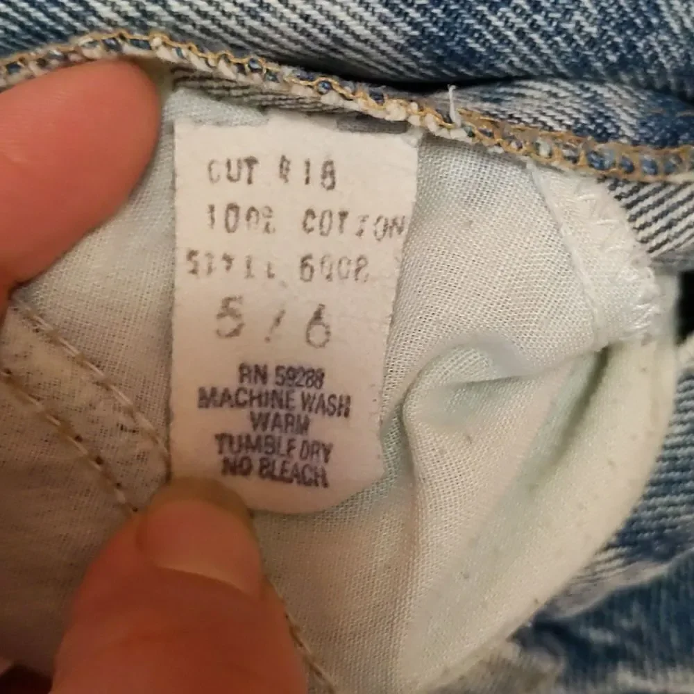 Vintage Acid Wash Bacco Ultra High Rise Mom Jeans - Picture 10 of 16